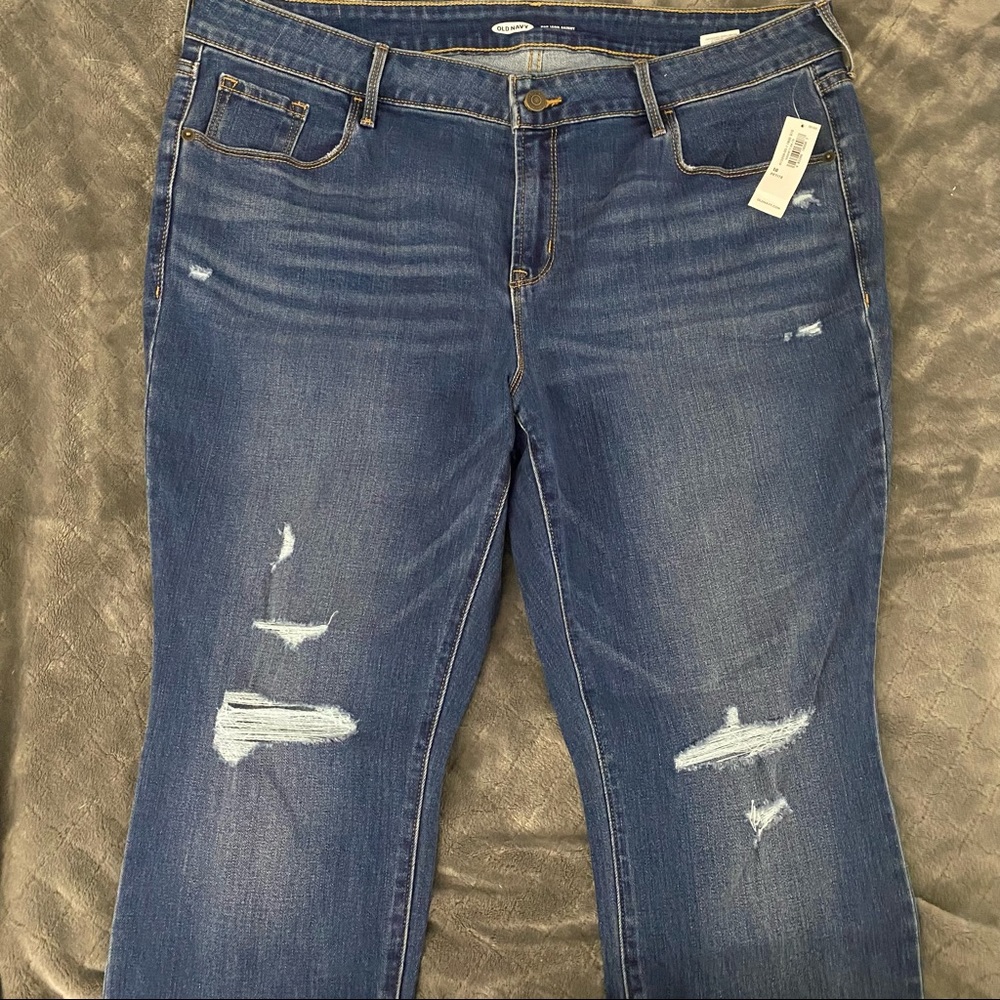 NWT Old Navy Ripped Skinny Jeans